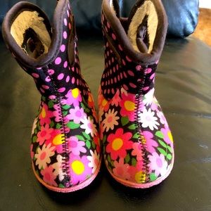 Bogs Toddler girl boots size 4